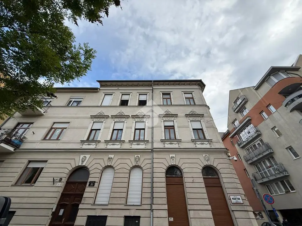 Lakás eladó – Budapest
