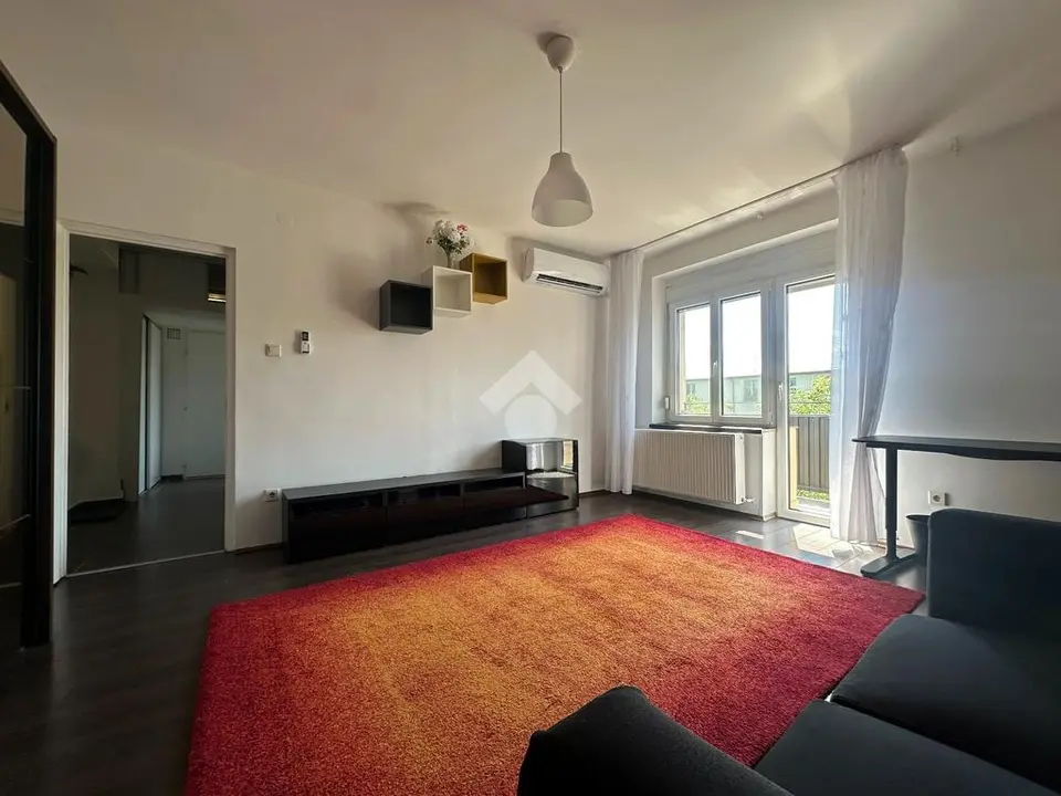 Lakás eladó – Budapest